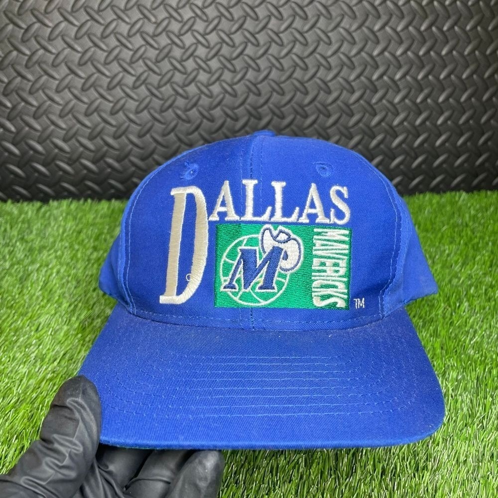 Vintage Rare Dallas Maverick Blue NBA Drew Pearson Snap Back Hat Men Fits All